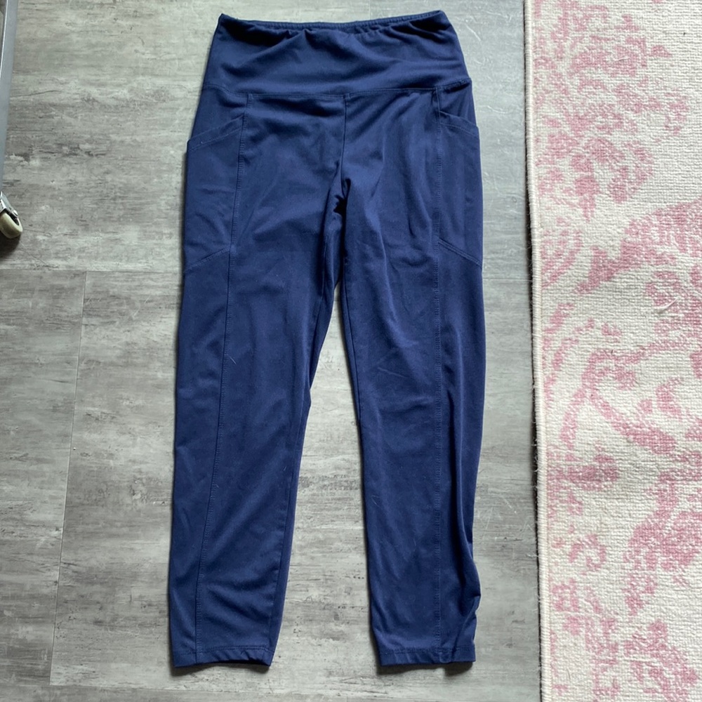 Navy leggings